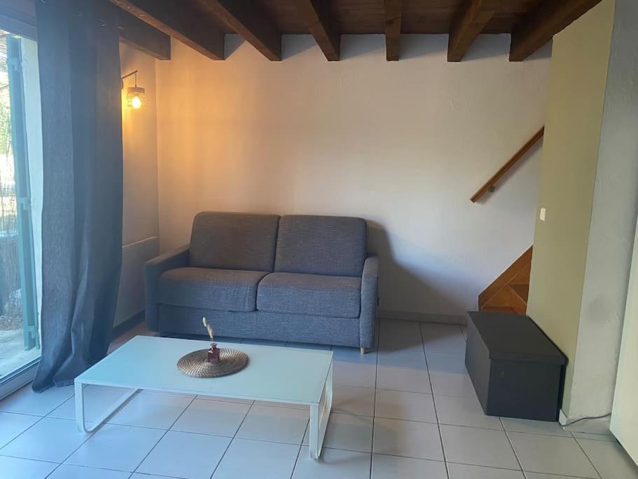 Appartement En Provence Chateaurenard Bagian luar foto